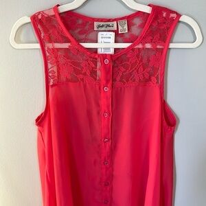NWT Coral Hi-Low Sleeveless Button Up Top